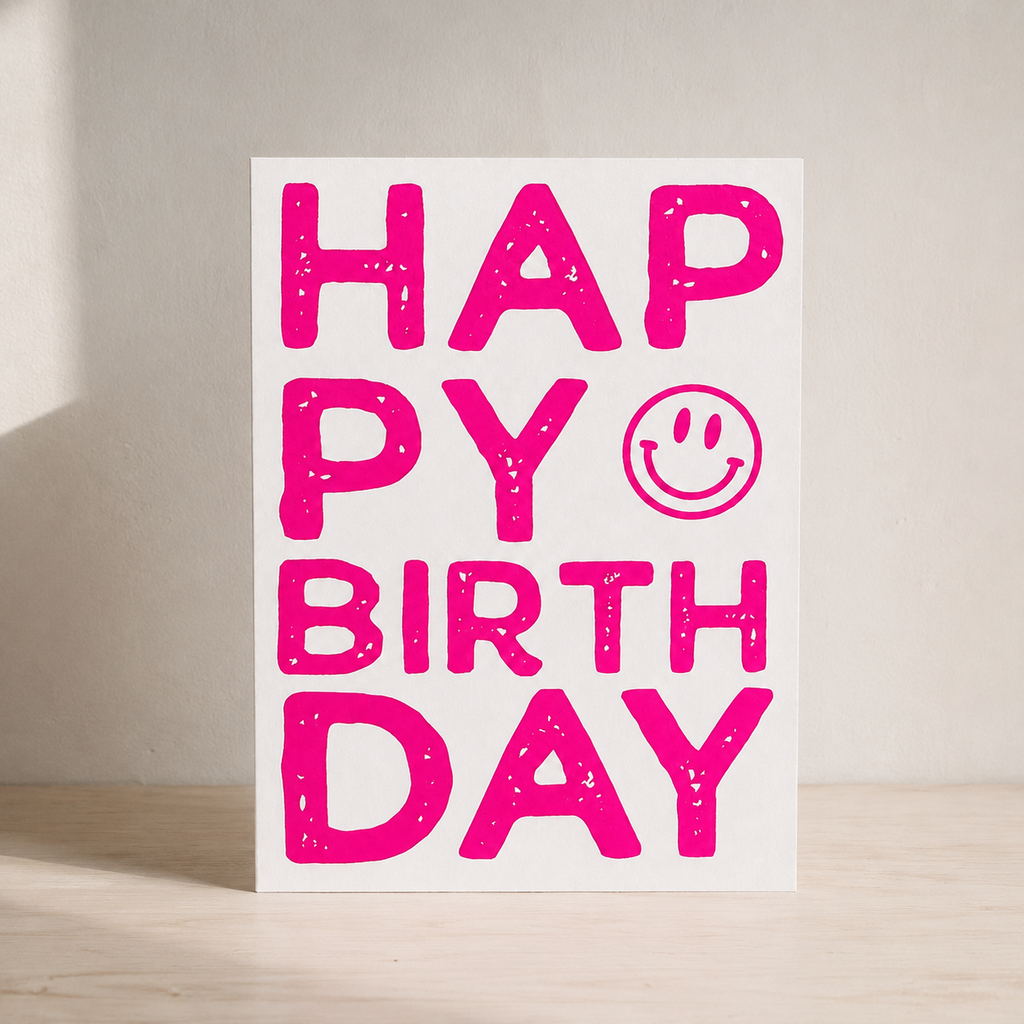 Postkarte HAPPY BIRTHDAY, Siebdruck auf mattem Karton, Rückseite beschreibbar – DIE SIEBEREI
