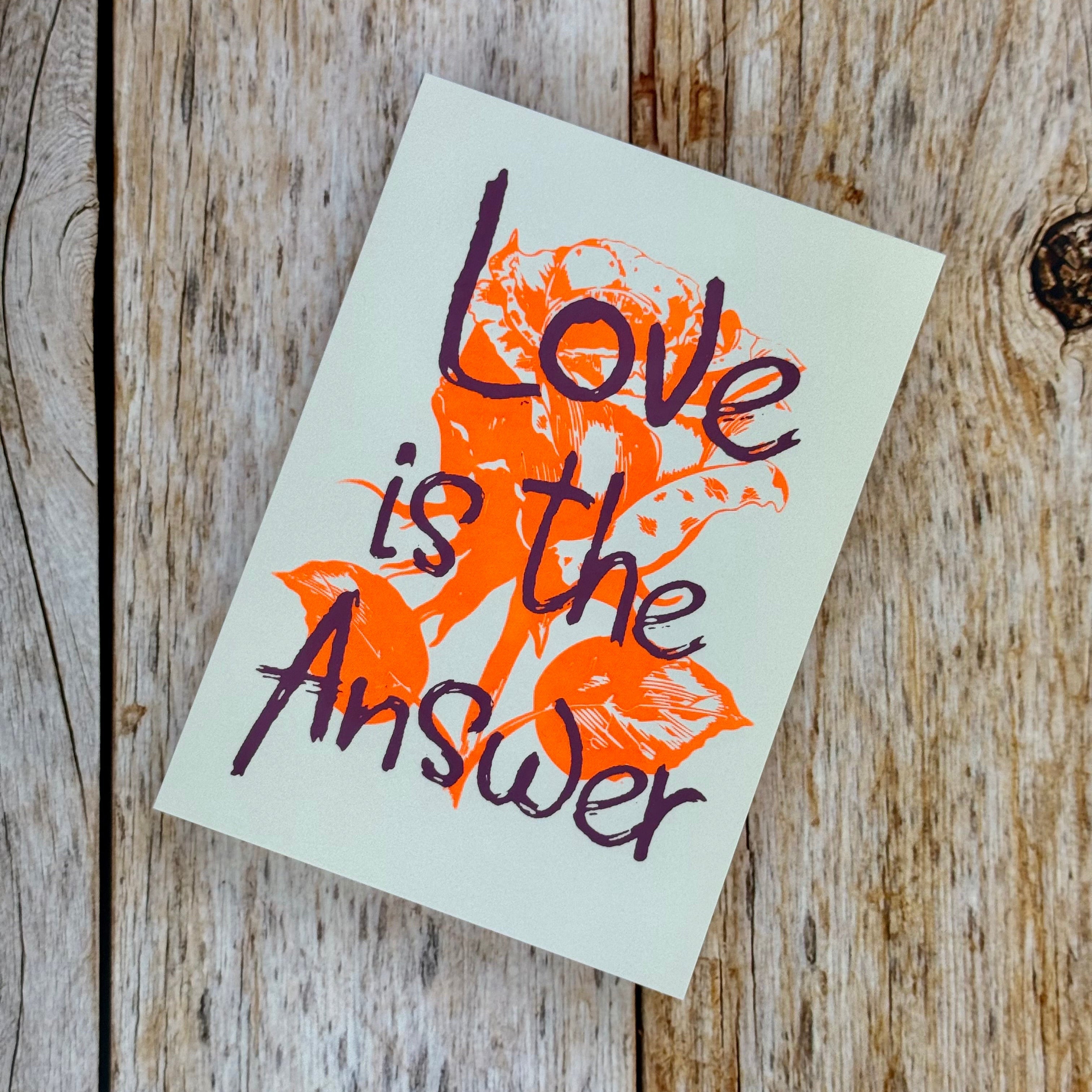 Karte "Love is the Answer"