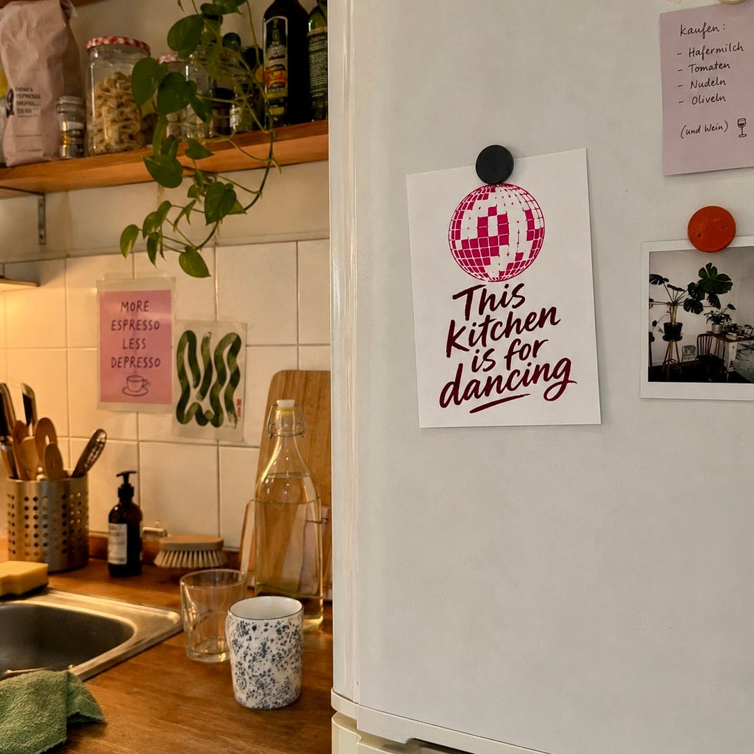 Karte "This kitchen is for dancing"